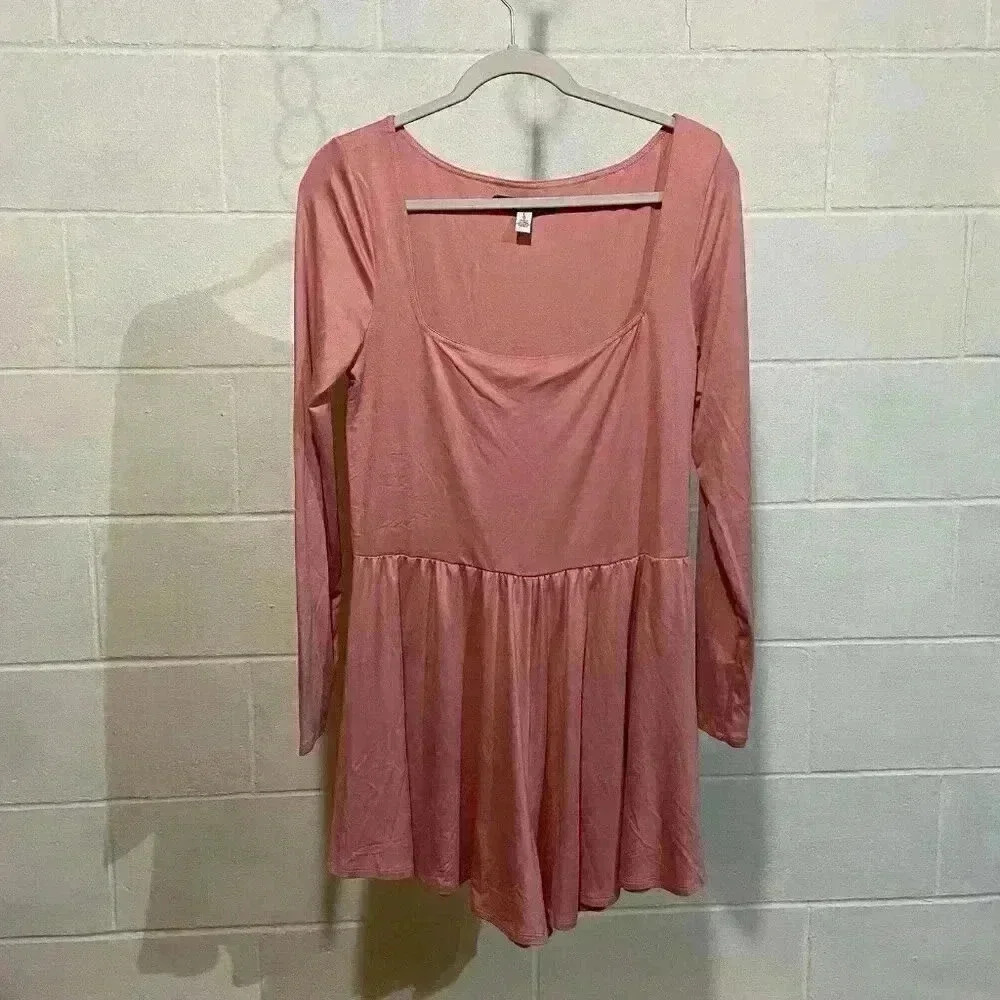 Urban Outfitters Women's Long Sleeve Romper LARGE Pink Casual‎ Travel Boho NEW